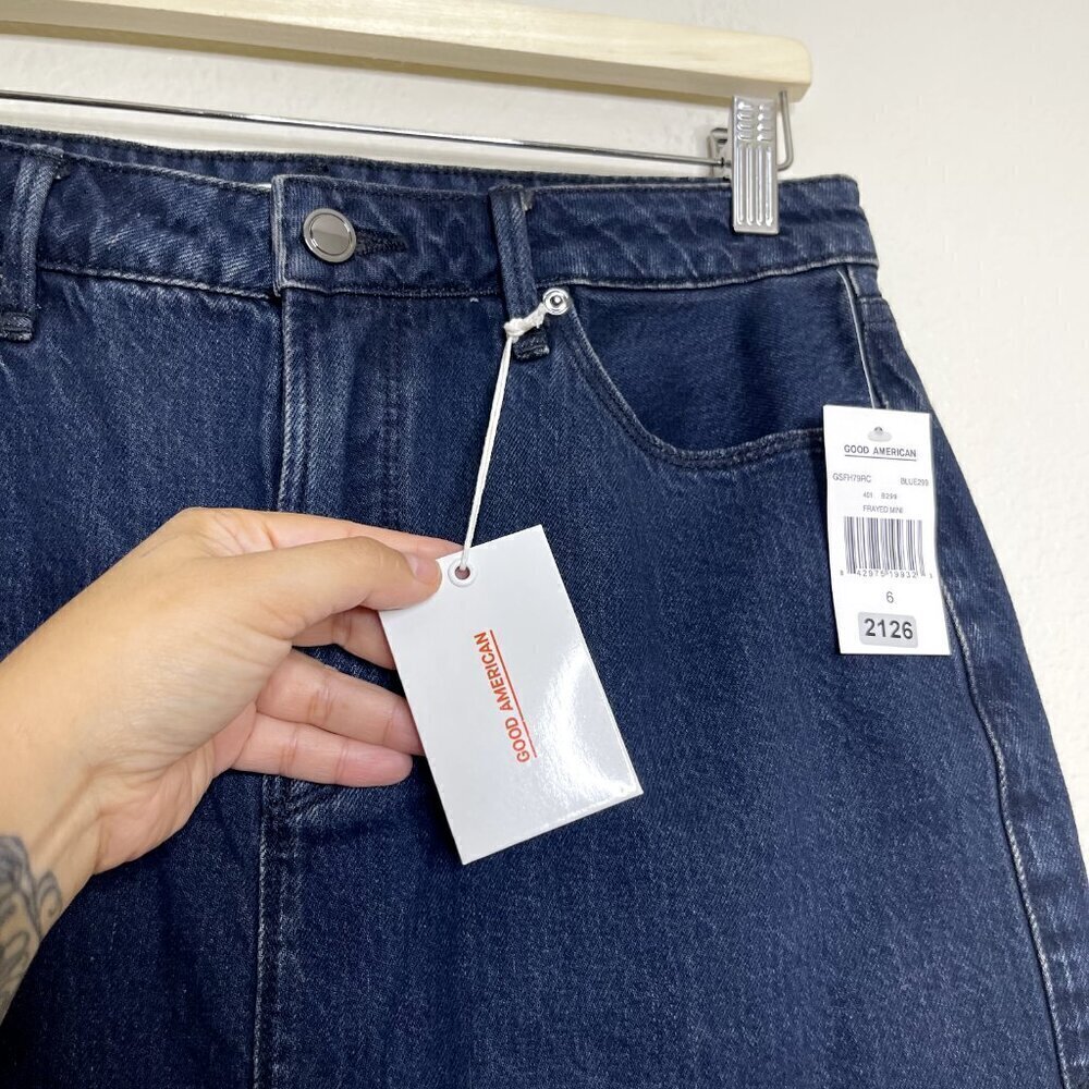Good American Denim Skirt Sz 6/28 Mini Blue Frayed Hem Miniskirt 100% Cotton NEW - Picture 7 of 14